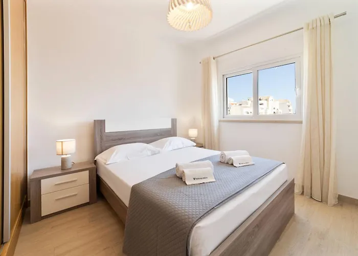 Golden View By Hellovacations *