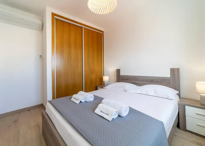 Villa Golden View By Hellovacations